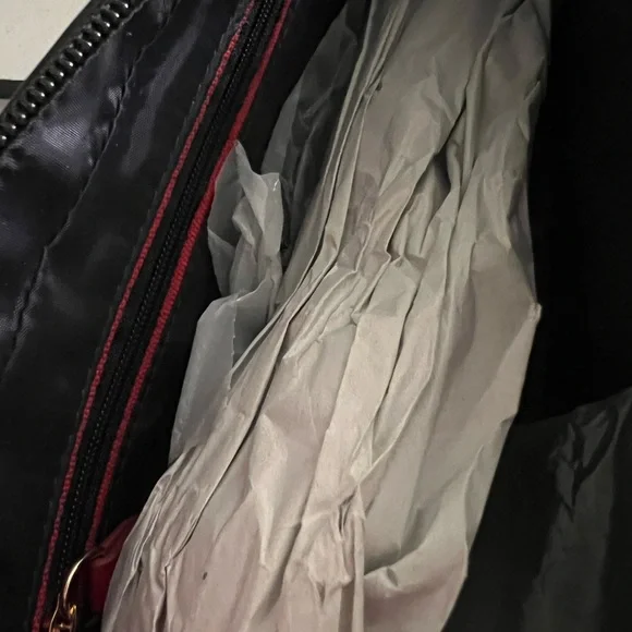 Tommy Hilfiger Women's Camera Crossbody Bag - Black Faux Leather Embossed Logo - Picture 6 of 11